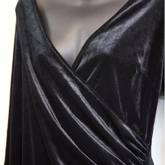 Zaberry Black Velvet Dress with Rouching Size Large - Picture 6 of 11